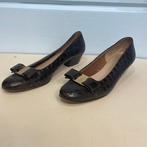 Brown animal print womens leather shoes. Size 7. Salvatore Ferragamo.